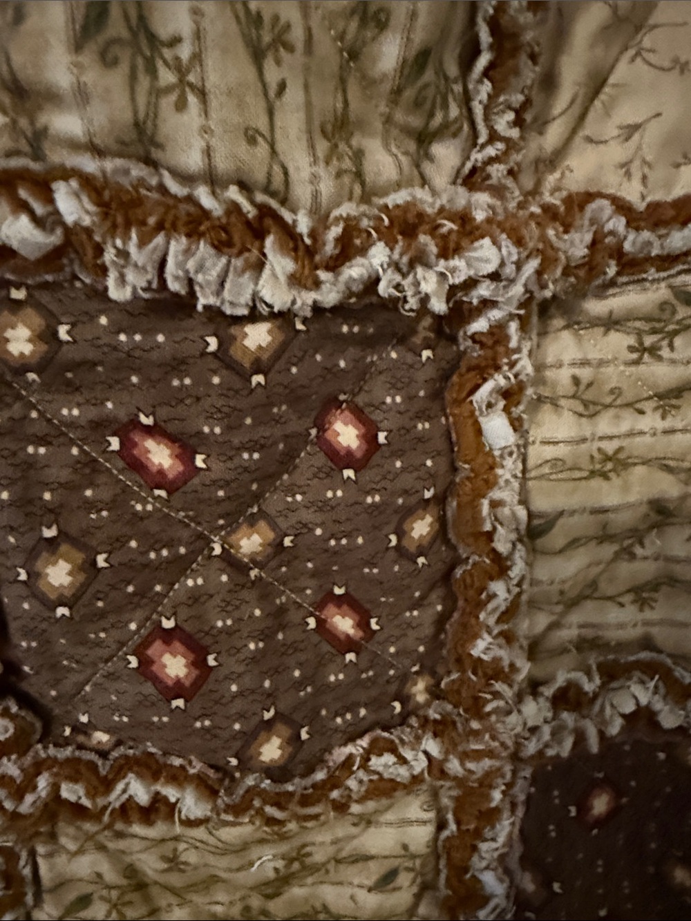 Handmade Rag Quilted Patchwork Tote Bag in Beige and Brown Snap Closure. - Picture 2 of 6